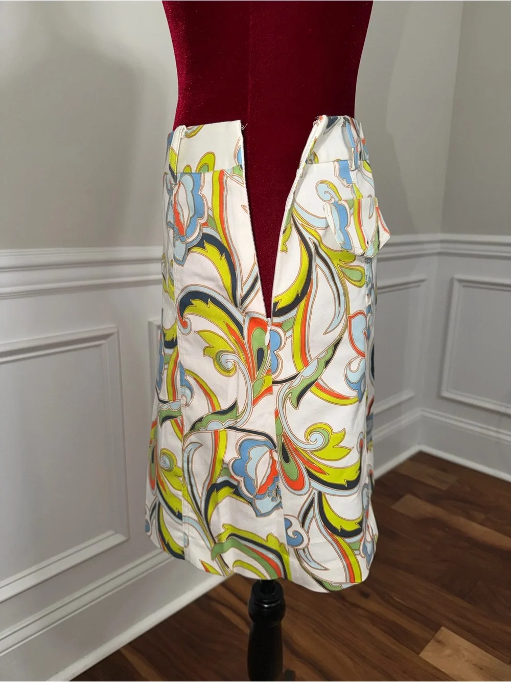 LINE by LYNN South Korea Designer Floral Paisley Pleated Skirt‎ | Size 4